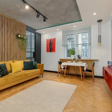 Charming For 4 People In Cracow By Renters Lejlighed *